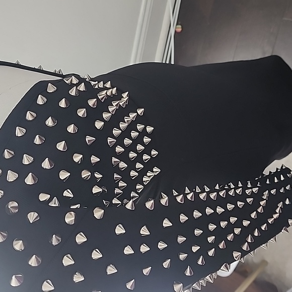 Spike studded bandage dress - Picture 4 of 4